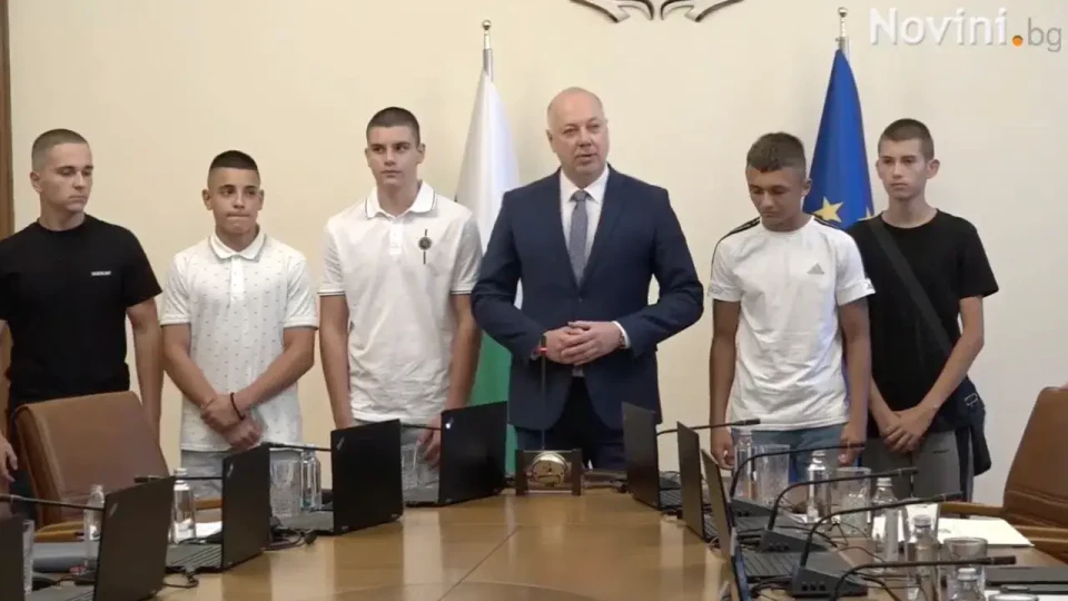 В правителството се случи нещо, което не сме виждали | StandartNews.com