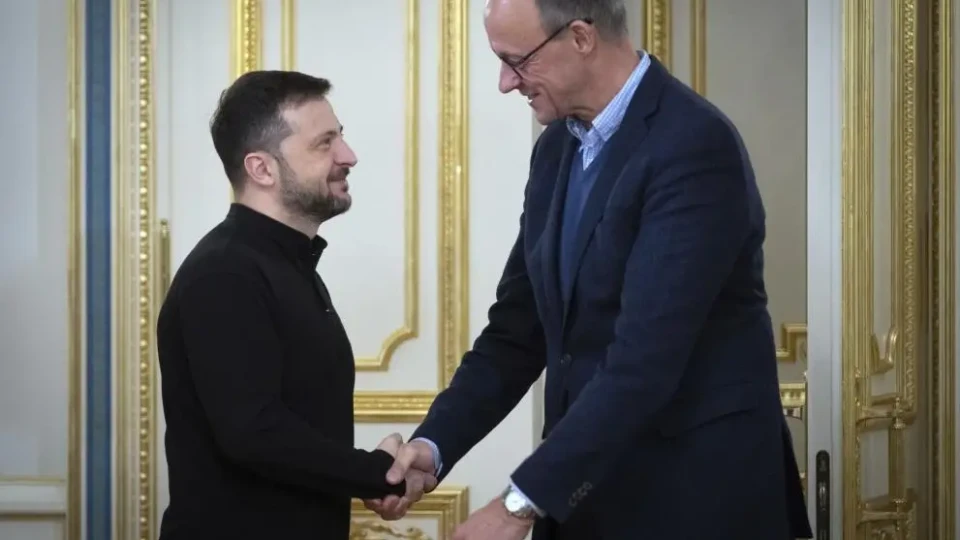 Преди срещата в Аляска: Зеленски в Берлин, ключов разговор с Тръмп | StandartNews.com