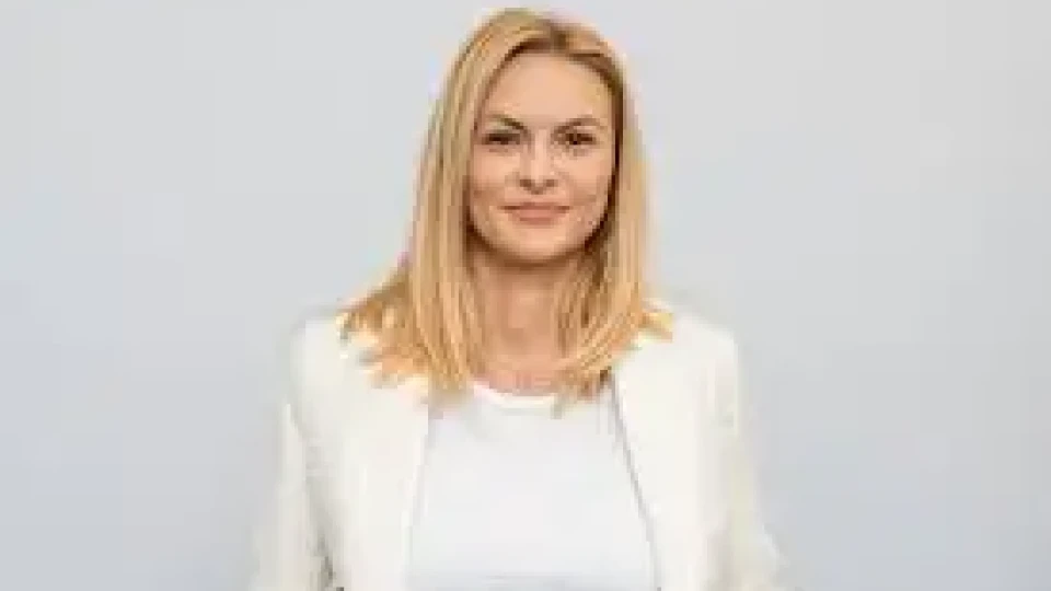 Доц. Христиана Бацелова посочи симптома на новия COVID | StandartNews.com