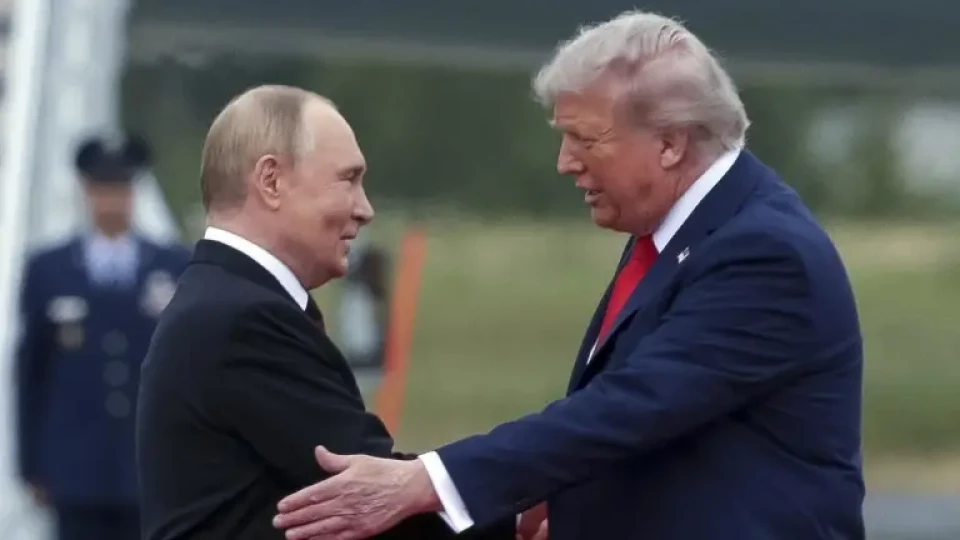 Голям фал! Със секретни документи за срещата в Аляска | StandartNews.com