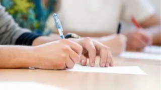 Седем не успяха да препишат на матурата по БЕЛ