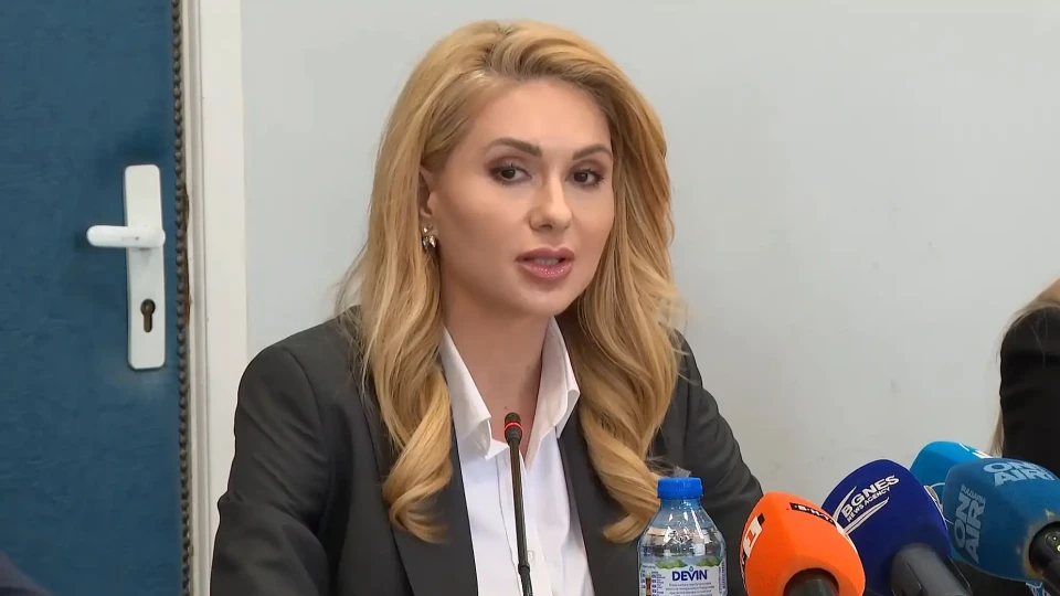 Изслушват Мария Филипова за заместник-омбудсман на 2 септември | StandartNews.com