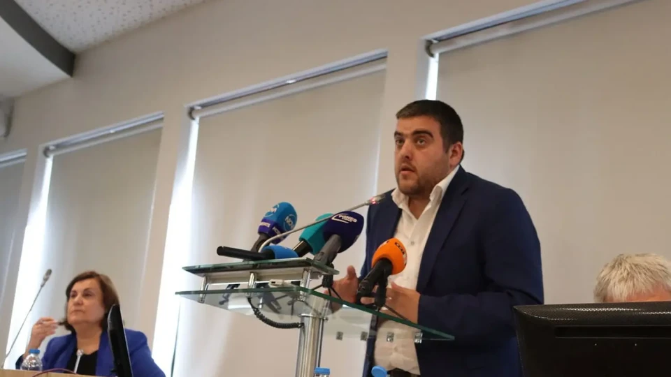 КНСБ шокира! Скандал с минималната заплата за догодина | StandartNews.com