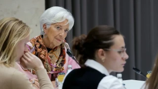 Шефката на ЕЦБ с нов акцент за евромонетите ни