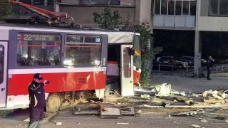 Страшно меле до Румънското посолство в София. Разрушен е подлез (Обновена)