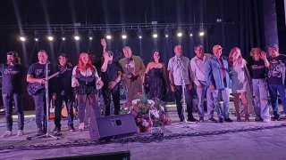 2000 пяха с рок легенди в Бургас
