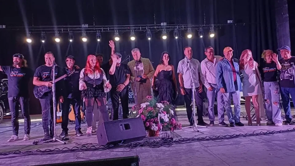 2000 пяха с рок легенди в Бургас | StandartNews.com