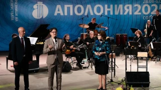 Тържествен старт на 41-вото издане на Празниците на изкуствата „Аполония“ с вълнуващи речи и концерт на Хилда Казасян и Васил Петров