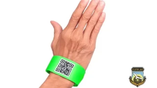 Гривни с QR код за хора с деменция и епилепсия създаде община Вълчи дол