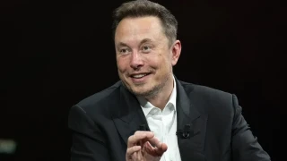 Tesla сензационно обяви! 1 трилион долара награда за Мъск