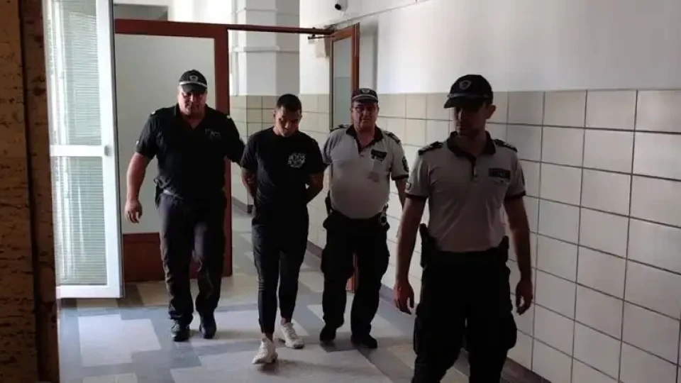 Край! Решиха съдбата на още един от нападателите на шефа на МВР в Русе | StandartNews.com