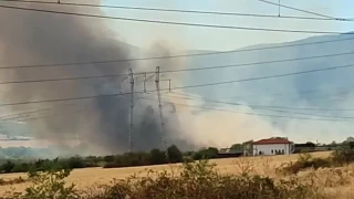Черни облаци над легендарен наш град. Хората в паника