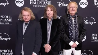 Лу Грам надвива 50, за да пее във Foreigner