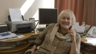 Бина Харалампиева: Театърът остава едно от малкото места, където хората се обединяват