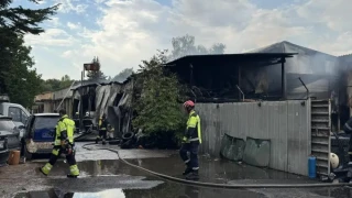 Двоен ужас! Пожарни от Велико Търново до София