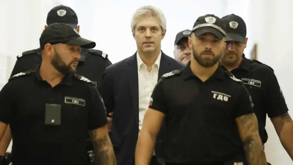 Докога ще има протести в защита на арестанти? | StandartNews.com