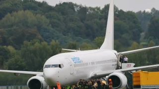 Инцидент на европейско летище! Самолет излезе от пистата