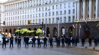 Заради сутрешните изпълнения. Звучен шамар за Промяната