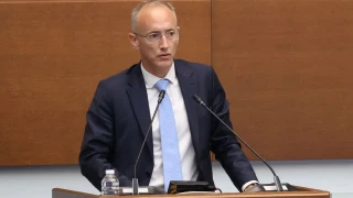 Вълчев с ключови думи за седмокласниците