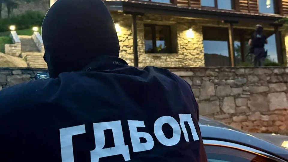 Успешен удар на ГДБОП! Разбиха един куп наркооранжерии | StandartNews.com