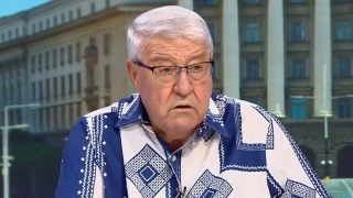 Огън по Радев: Обяви преврат и остави държавата без защита!