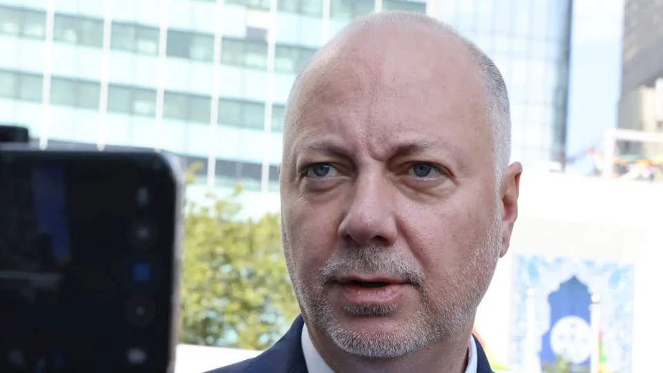 Росен Желязков: Русия трябва да върне отвлечените украински деца | StandartNews.com