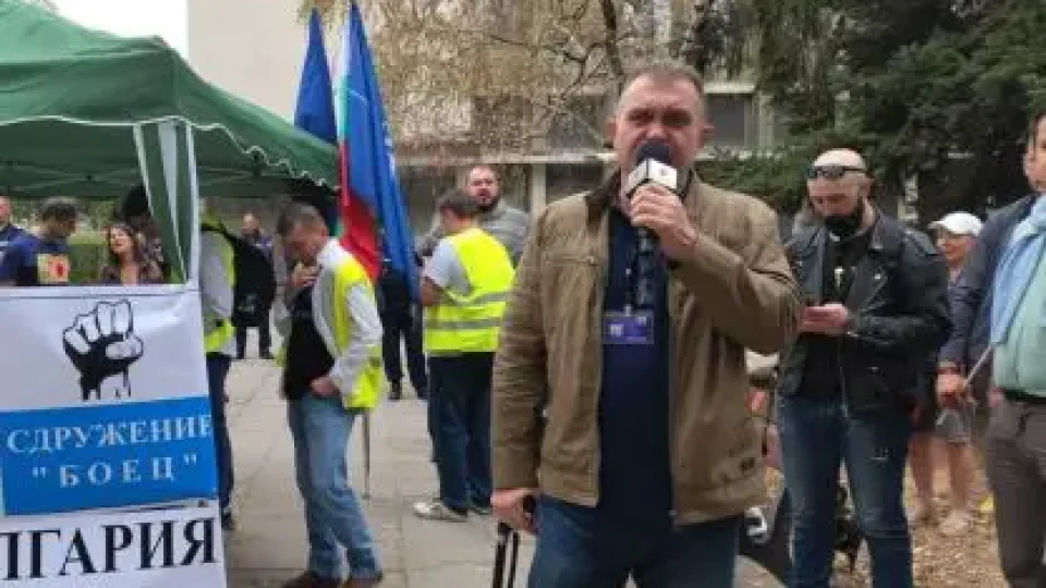 Олигархията ги събра, корупцията ги сроди | StandartNews.com