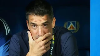 Веласкес обмисля кардинални промени в Левски