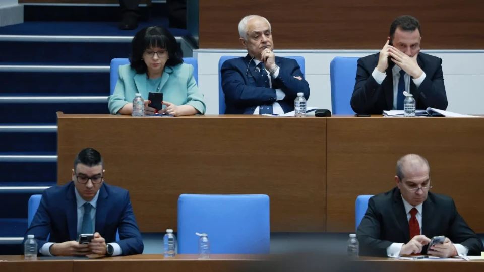 Парламентарен контрол в последния работен ден на депутатите | StandartNews.com